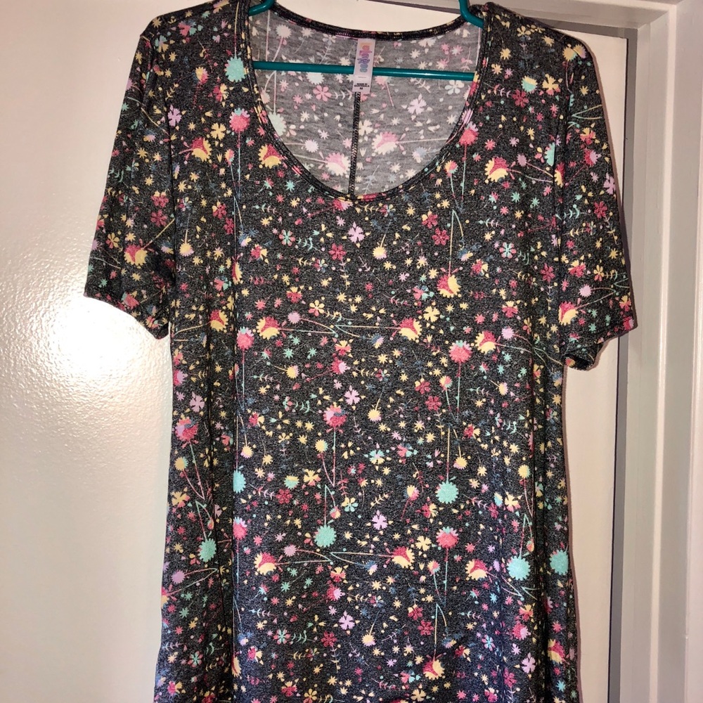 LuLaRoe Perfect T